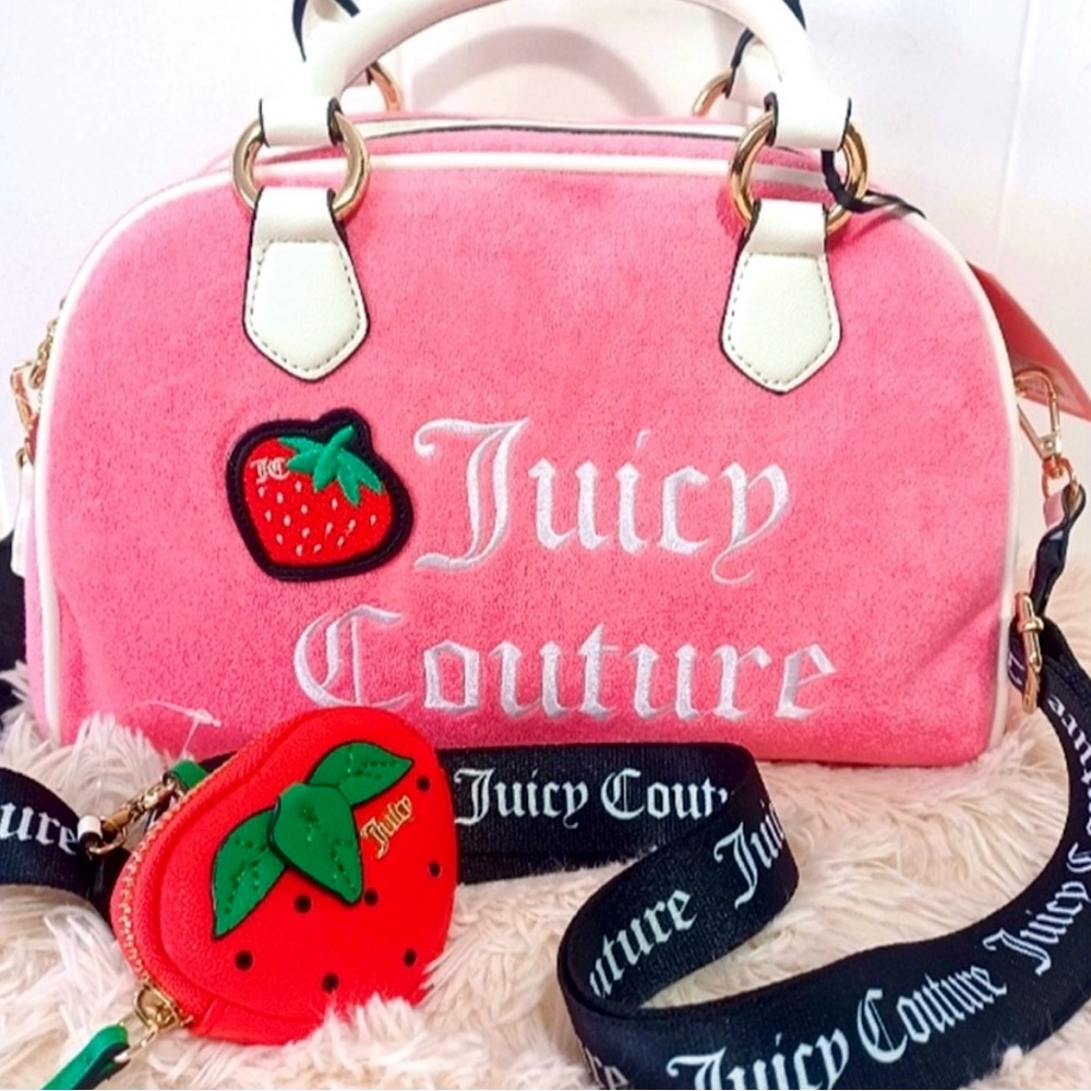 SOLD 🍓 GIFT AWAY 🍓 LIMITED EDITION Juicy Couture Strawberry Satchel & Coin - Picture 3 of 8
